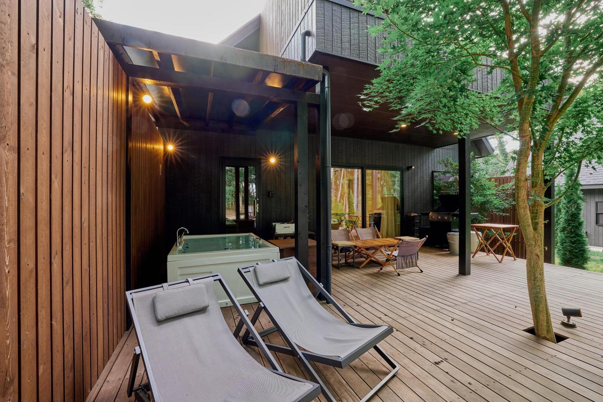 Sauna Forest Cabin 軽井沢 御代田　Mori-Asobi Oiwake Buitenkant foto